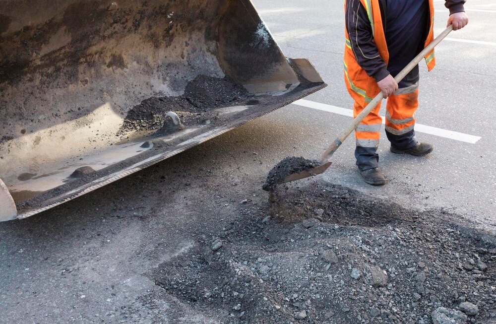 Zakończono przebudowę drogi powiatowej z Kurowa do Wąwolnicy – nowa jakość infrastruktury!