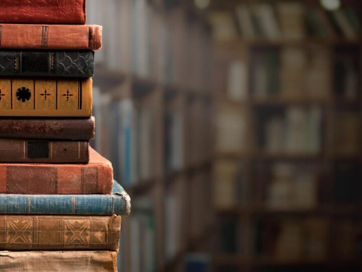 Mrożące krew w żyłach czytanie: straszna zabawa w bibliotece dla dzieci!
