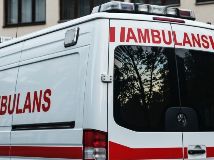 Debata o bezpieczeństwie mieszkańców Starej Wsi: praktyczne porady i wsparcie Policji