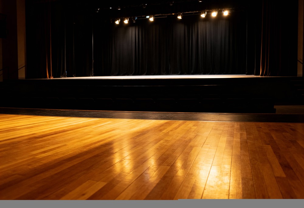 Teatr „Kurtyna” obchodzi 10-lecie: emocjonalny jubileusz pełen wspomnień i magii