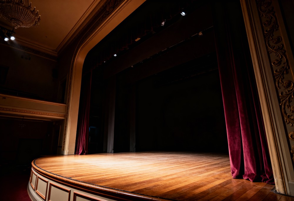 Teatr w Puławach: dwie premiery, które poruszają i skłaniają do refleksji
