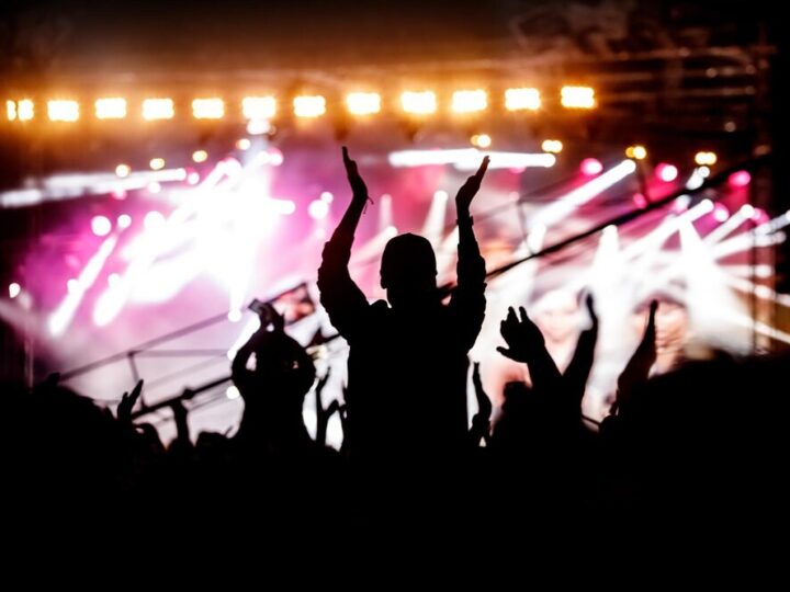 Muzyczne Święto Kobiet i Mężczyzn w Kotlinach: Radość i wspólna zabawa