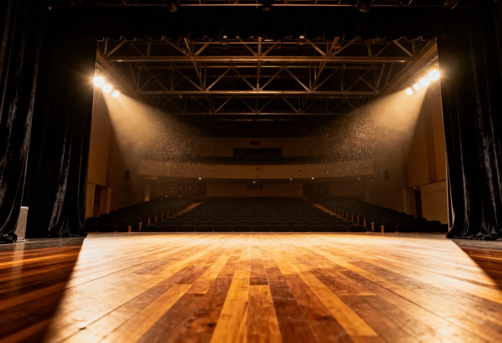 Wspomnienia z PRL-u: Teatr RETRO zaprasza na emocjonalny spektakl