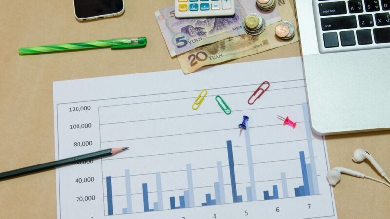 Edukacja seniorów w Końskowoli: jak chronić finanse przed oszustwami