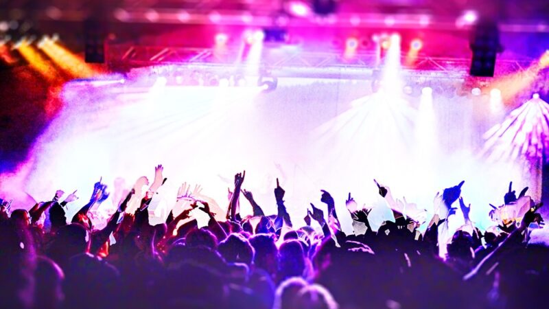 Muzyczna podróż w Bieszczady: koncert Piotra Rogali!