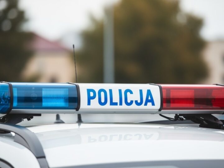 Niebezpieczne znalezisko przy torach kolejowych w Białce Kolonii