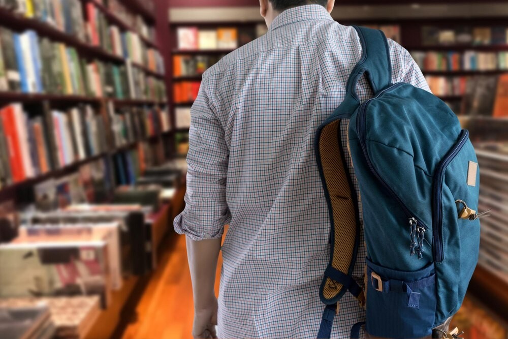 Odkryj fascynujący świat owadów: edukacyjna wycieczka przyrodnicza w Puławach